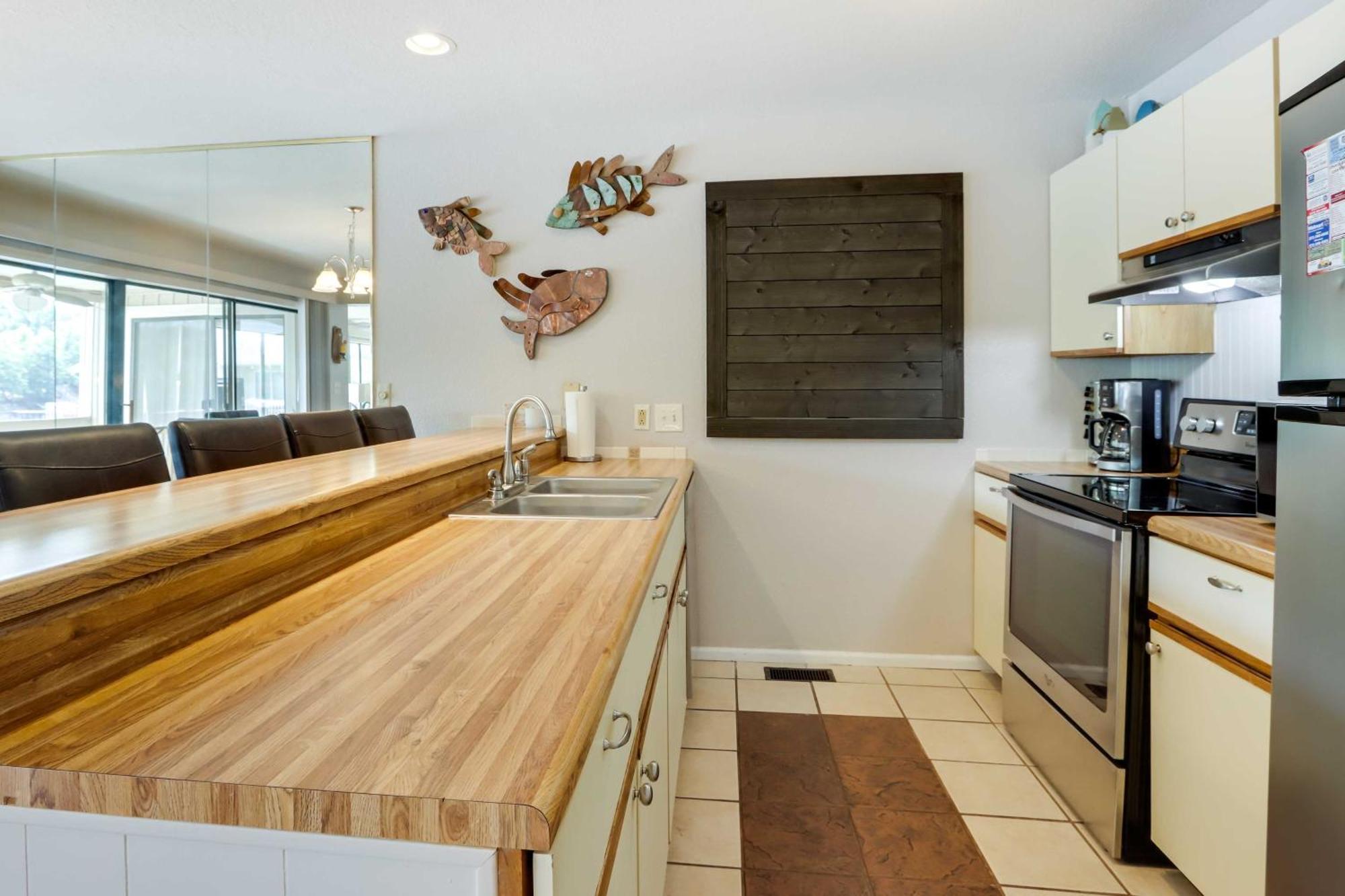 Lakefront Osage Beach Condo With Community Pool Exteriér fotografie