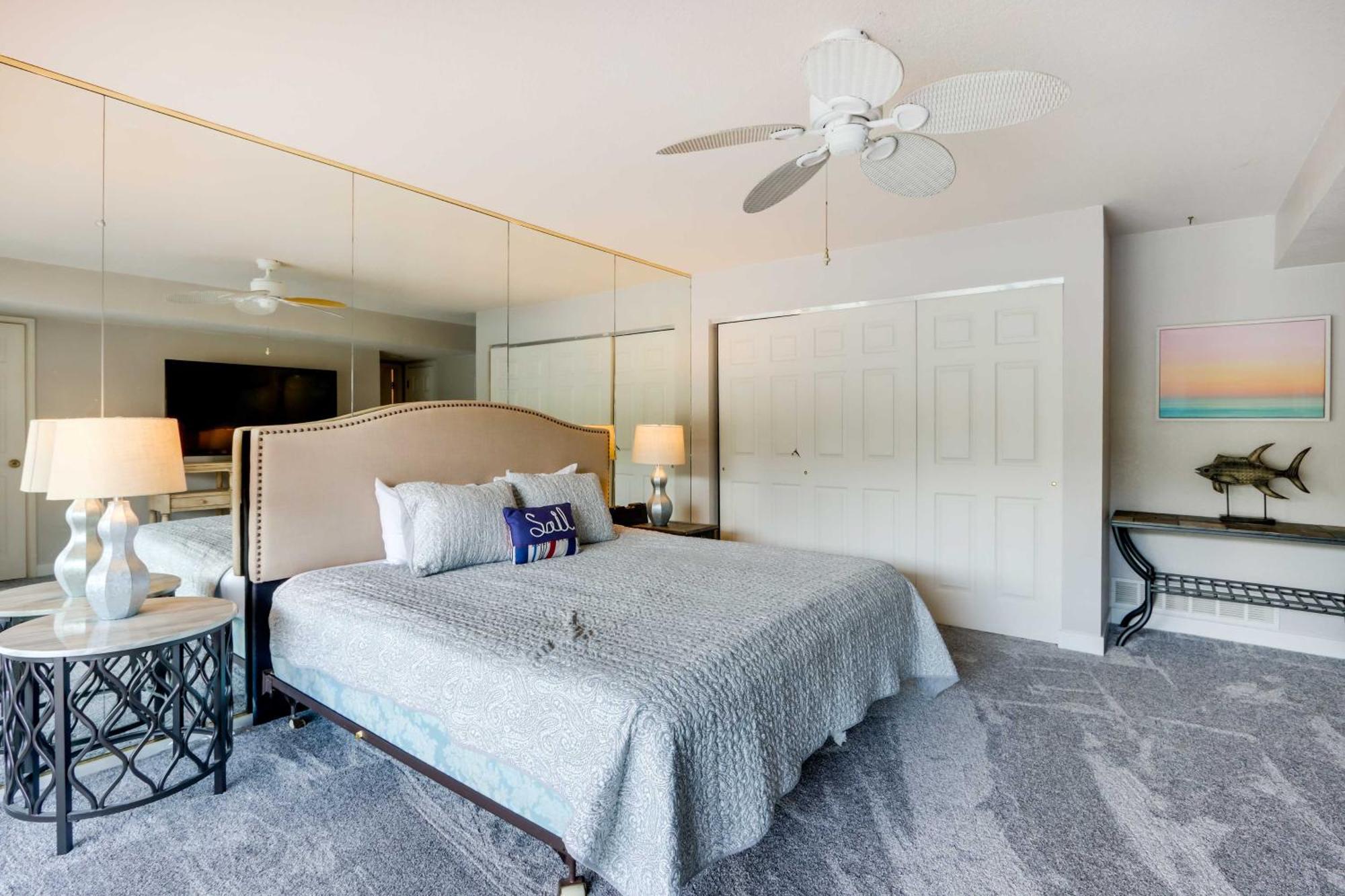 Lakefront Osage Beach Condo With Community Pool Exteriér fotografie